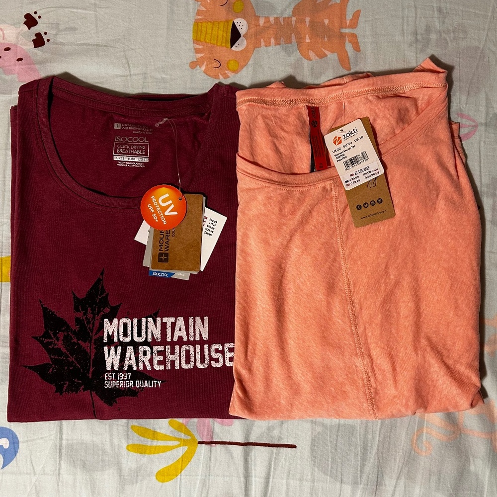 NWT 2 pieces Women's short-sleeved T-shirt